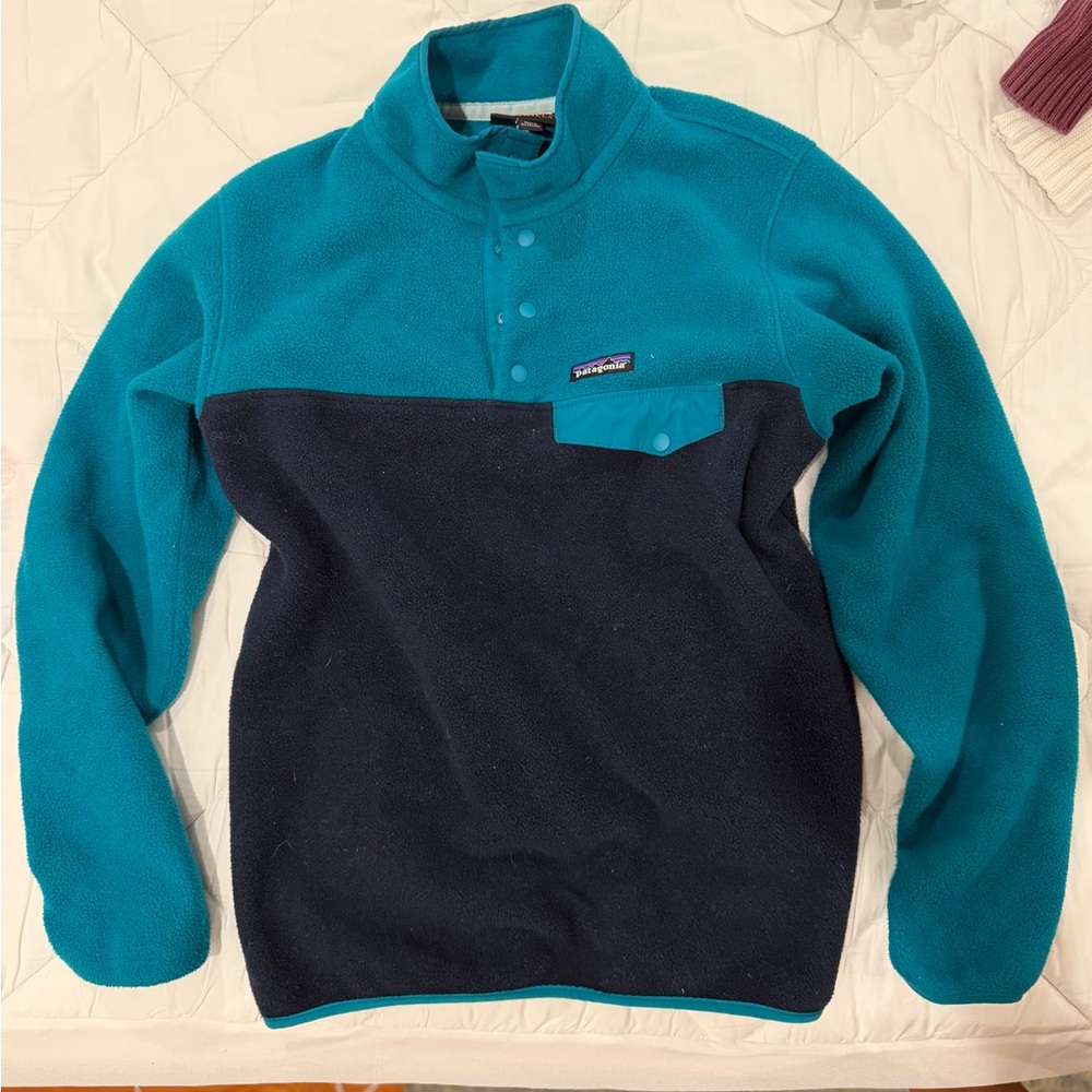 Patagonia Teal and Navy Synchilla